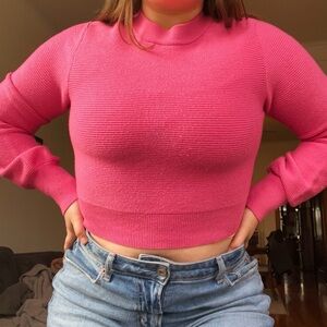 zesica pink cropped sweater